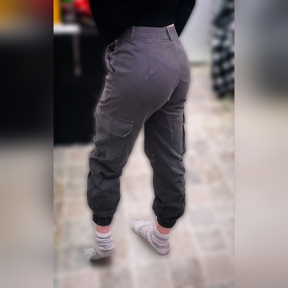 Shein Cargos - Picture 5 of 5